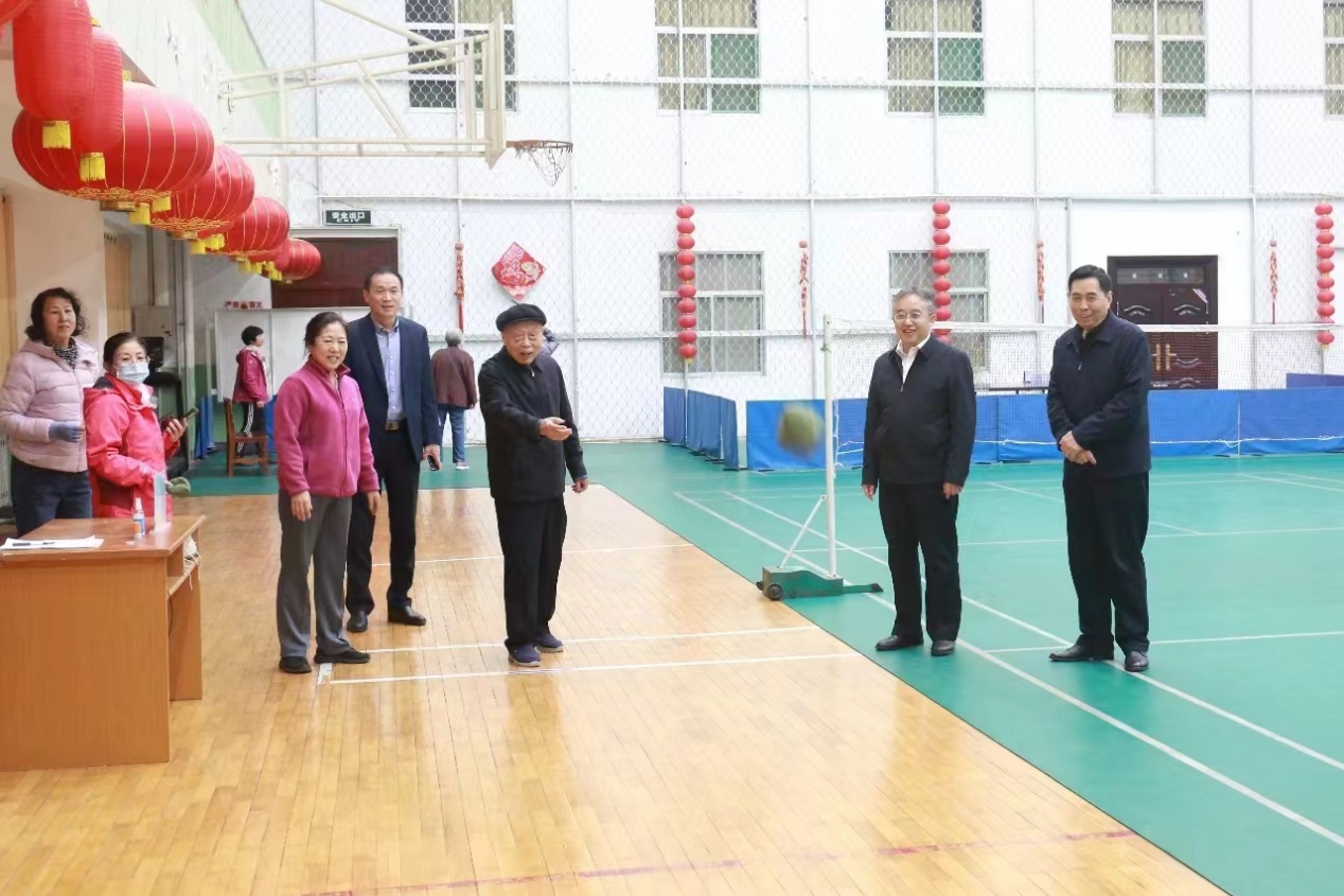 医院举办2023年度老干部趣味运动会